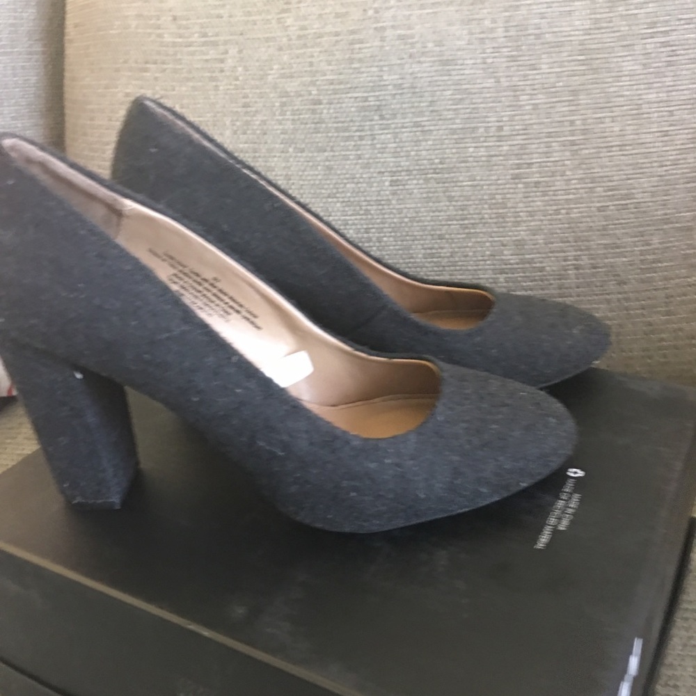 Gray Heels